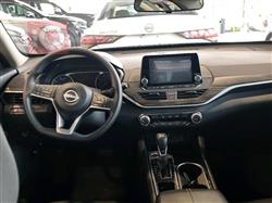 نيسان ألتيما